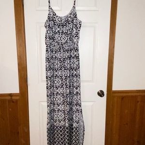 AGB Patterned Maxi Dress